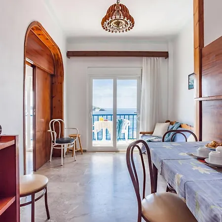 Helios * Skiathos Town