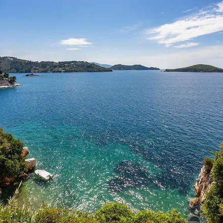 Helios Apartment Skiathos Town